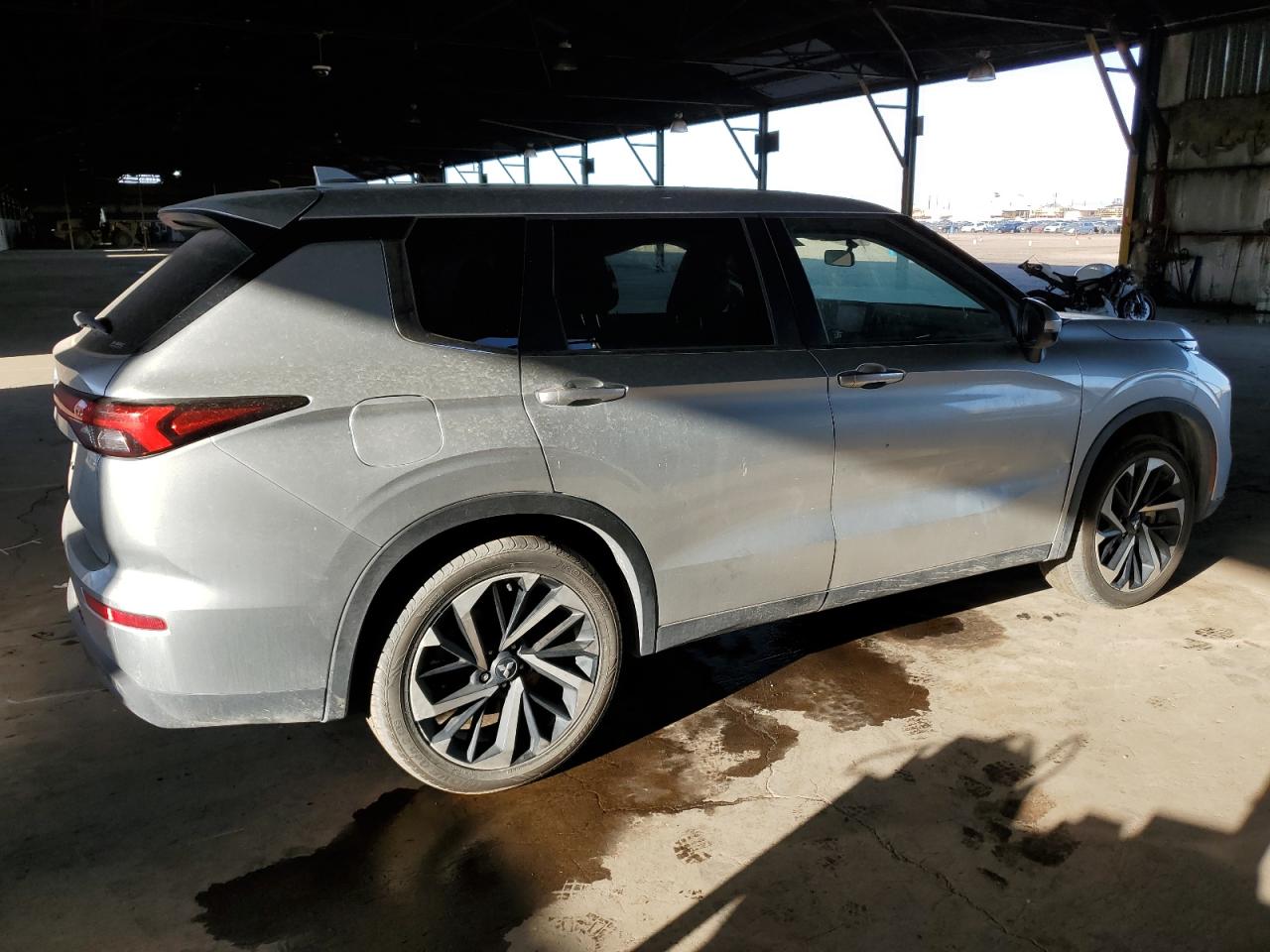 2022 MITSUBISHI OUTLANDER ES VIN:JA4J4TA82NZ074855