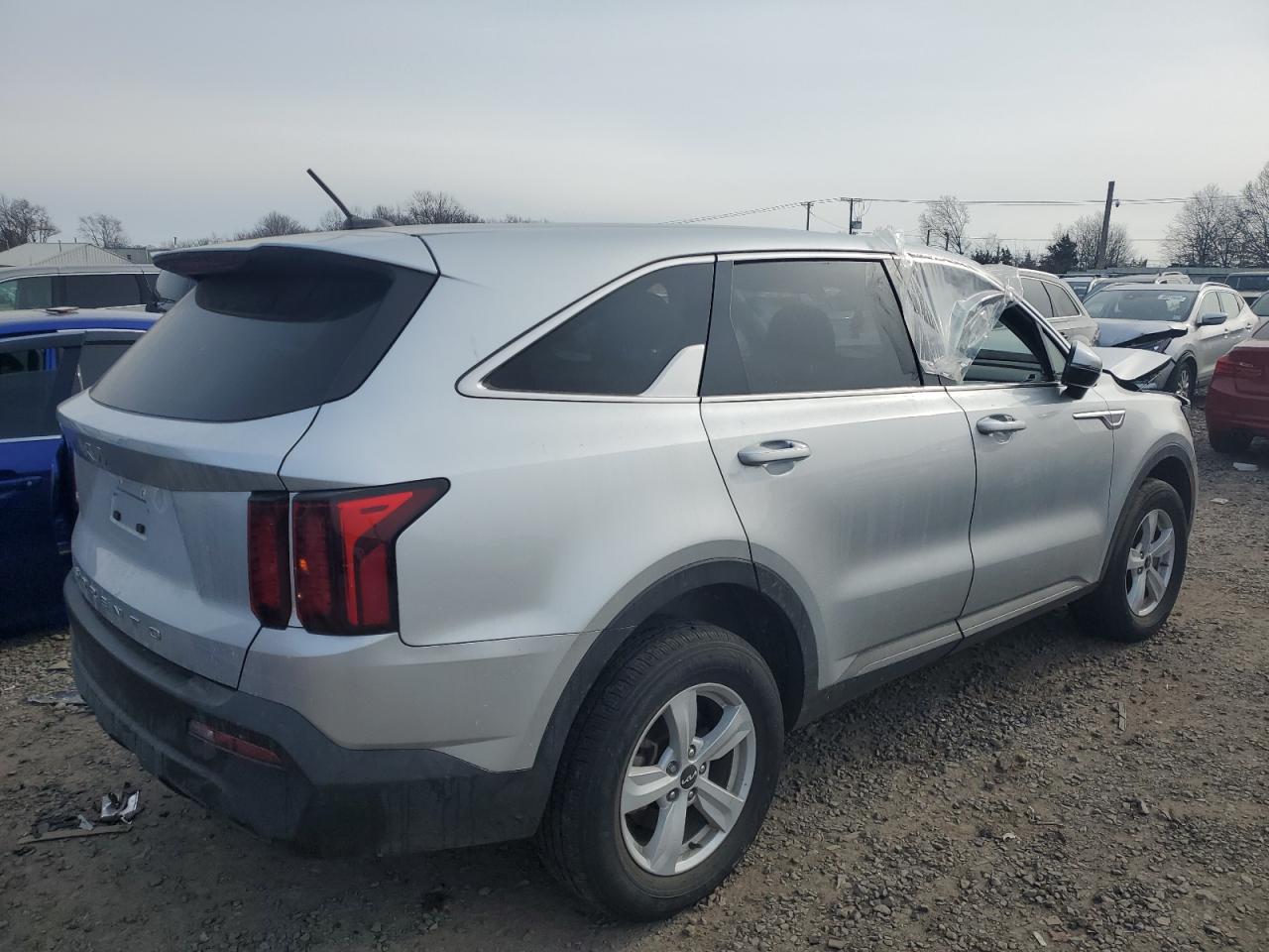 2022 KIA SORENTO LX VIN:5XYRGDLC3NG099592