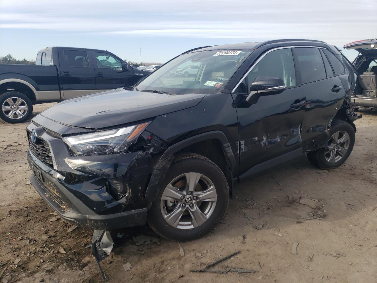 2022 TOYOTA RAV4 XLE VIN:4T3RWRFV1NU072891