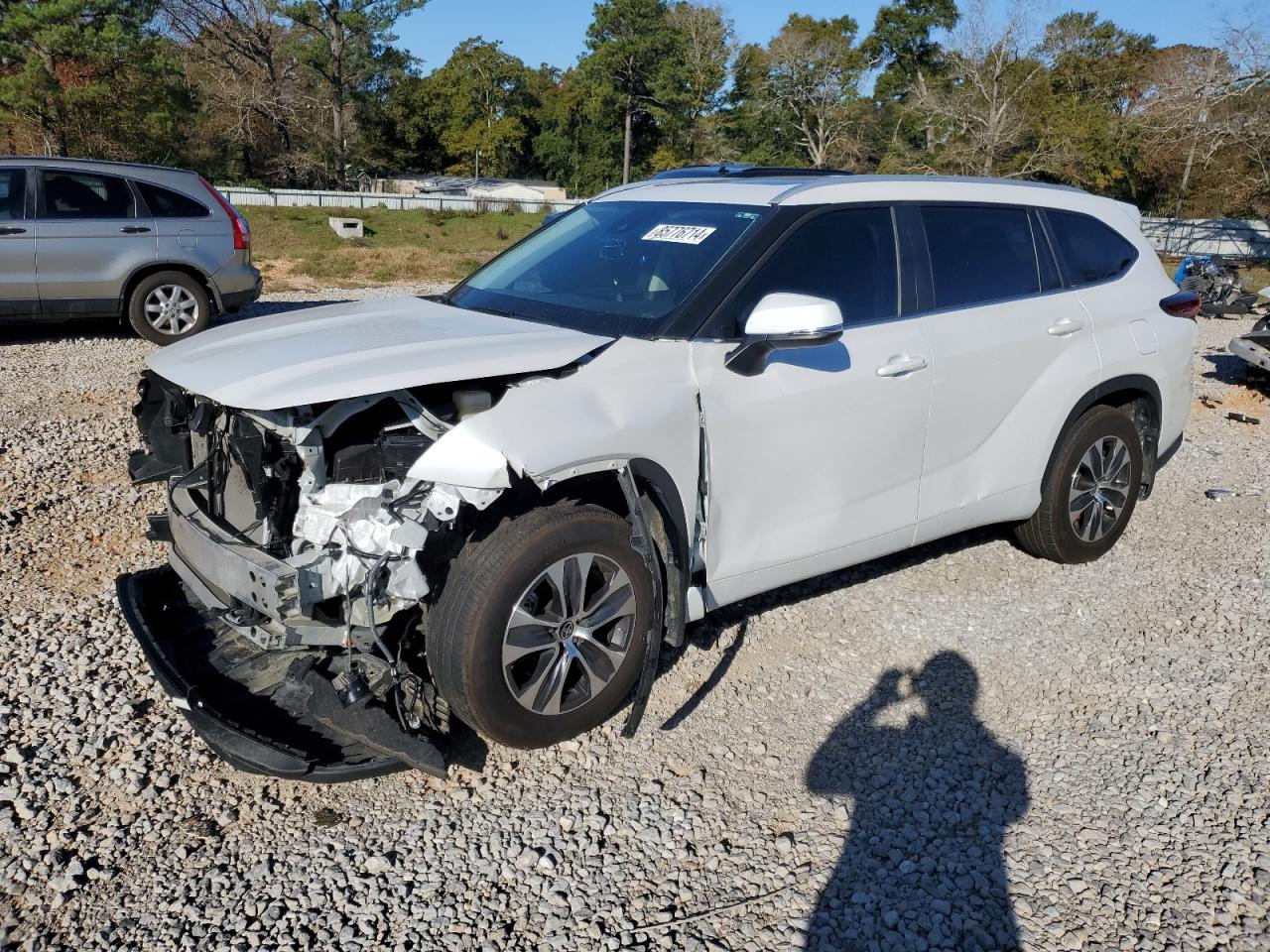 2024 TOYOTA HIGHLANDER LE VIN:5TDKDRBH6RS545599