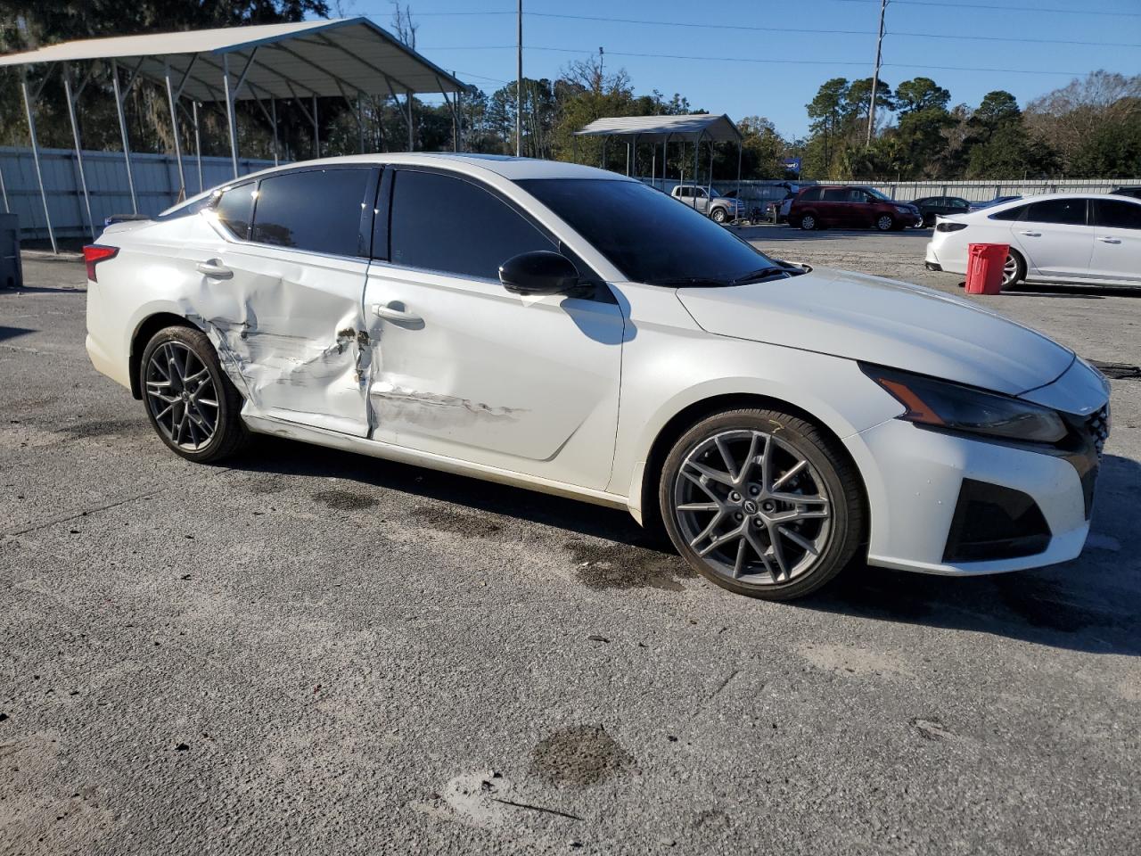 2024 NISSAN ALTIMA SR VIN:2HGFB2F86FH506743
