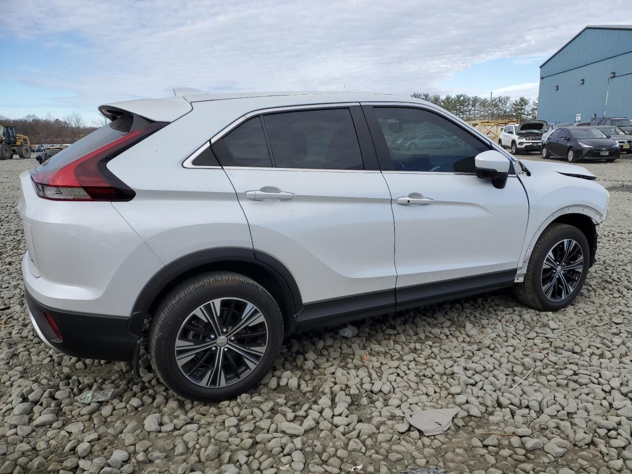 2022 MITSUBISHI ECLIPSE CROSS SE VIN:JA4ATWAA7NZ003710