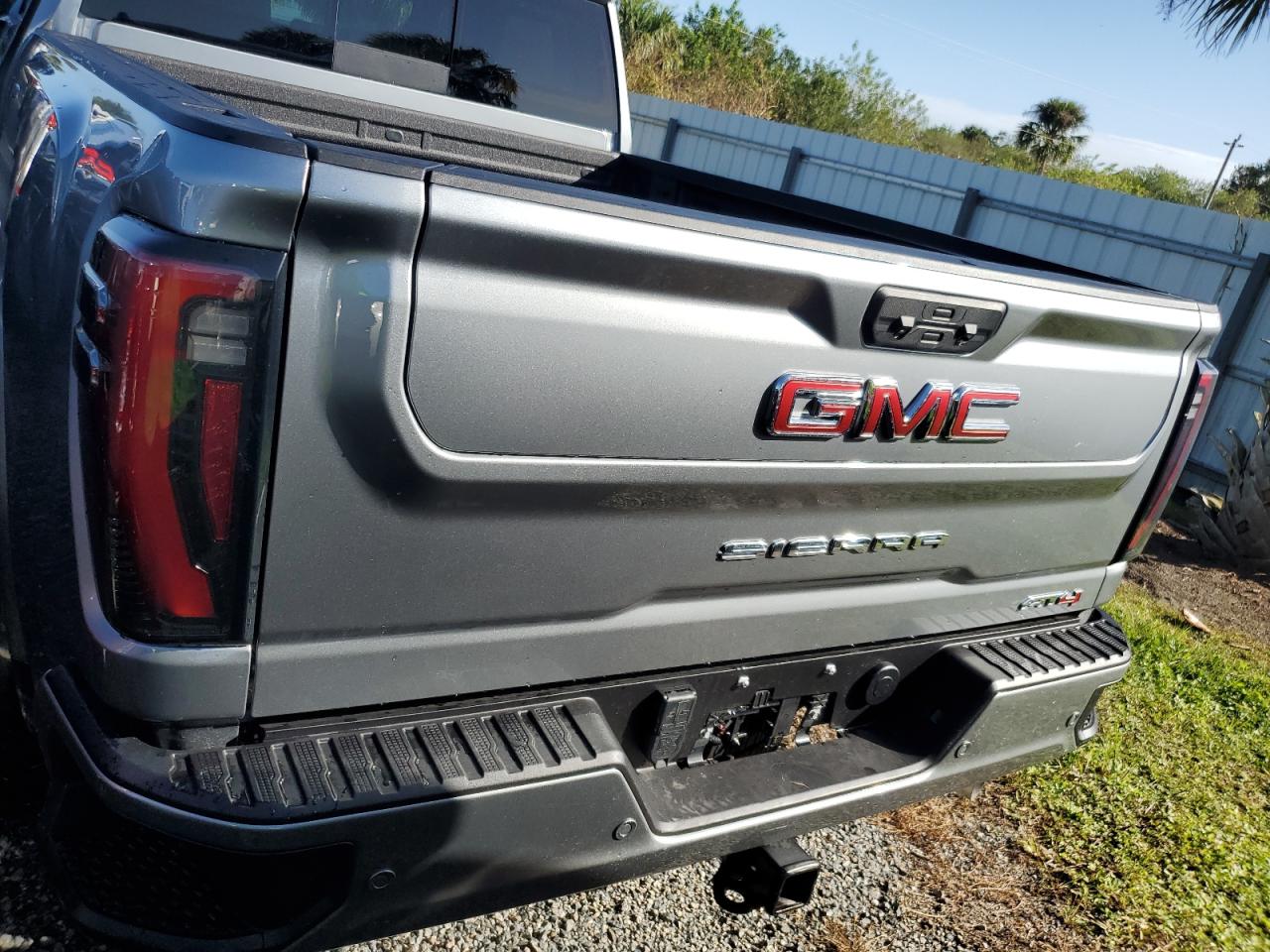 2024 GMC SIERRA K2500 AT4 VIN:1GT49PEY4RF466779