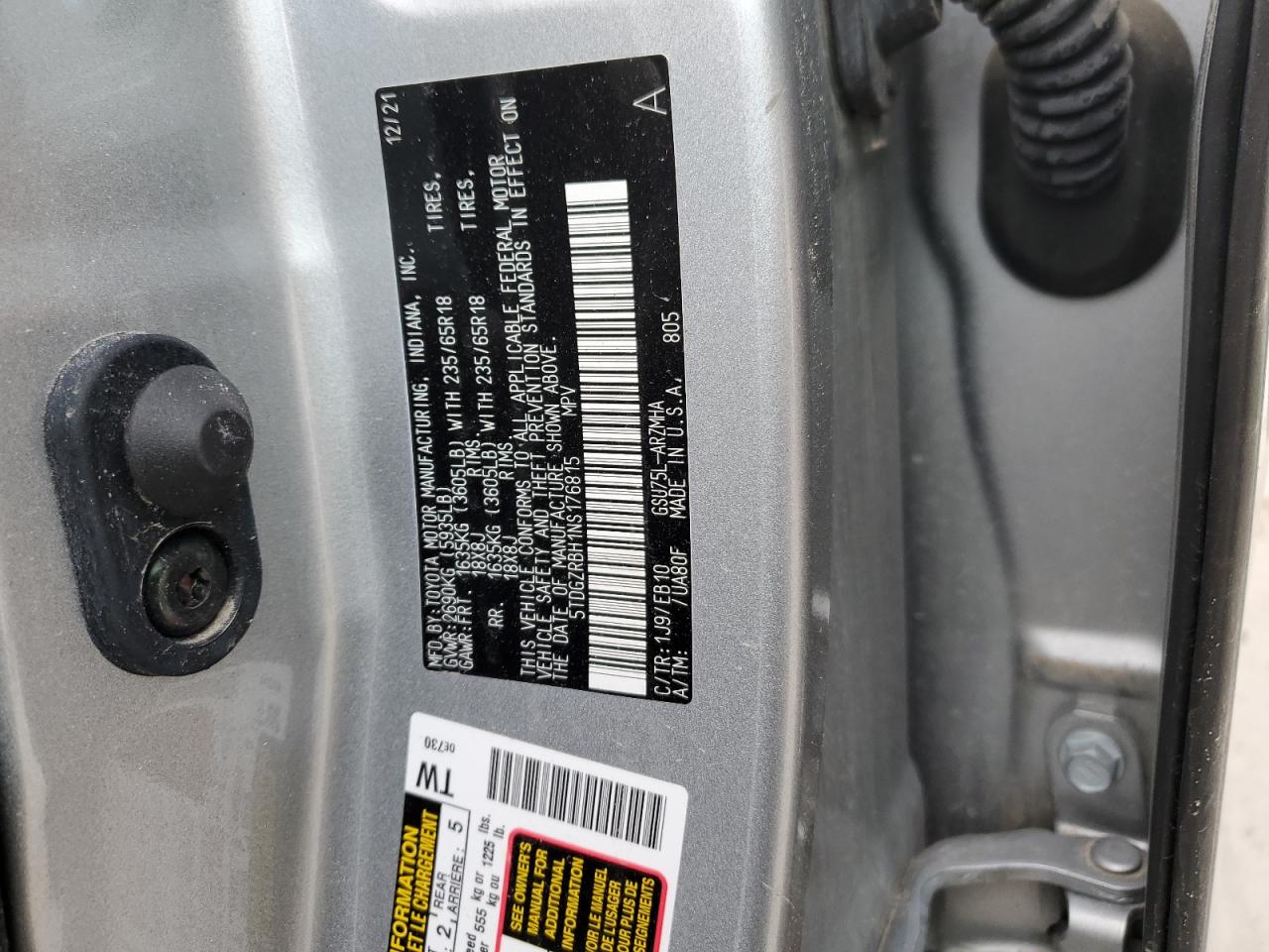 2022 TOYOTA HIGHLANDER XLE VIN:5TDGZRBH1NS176815