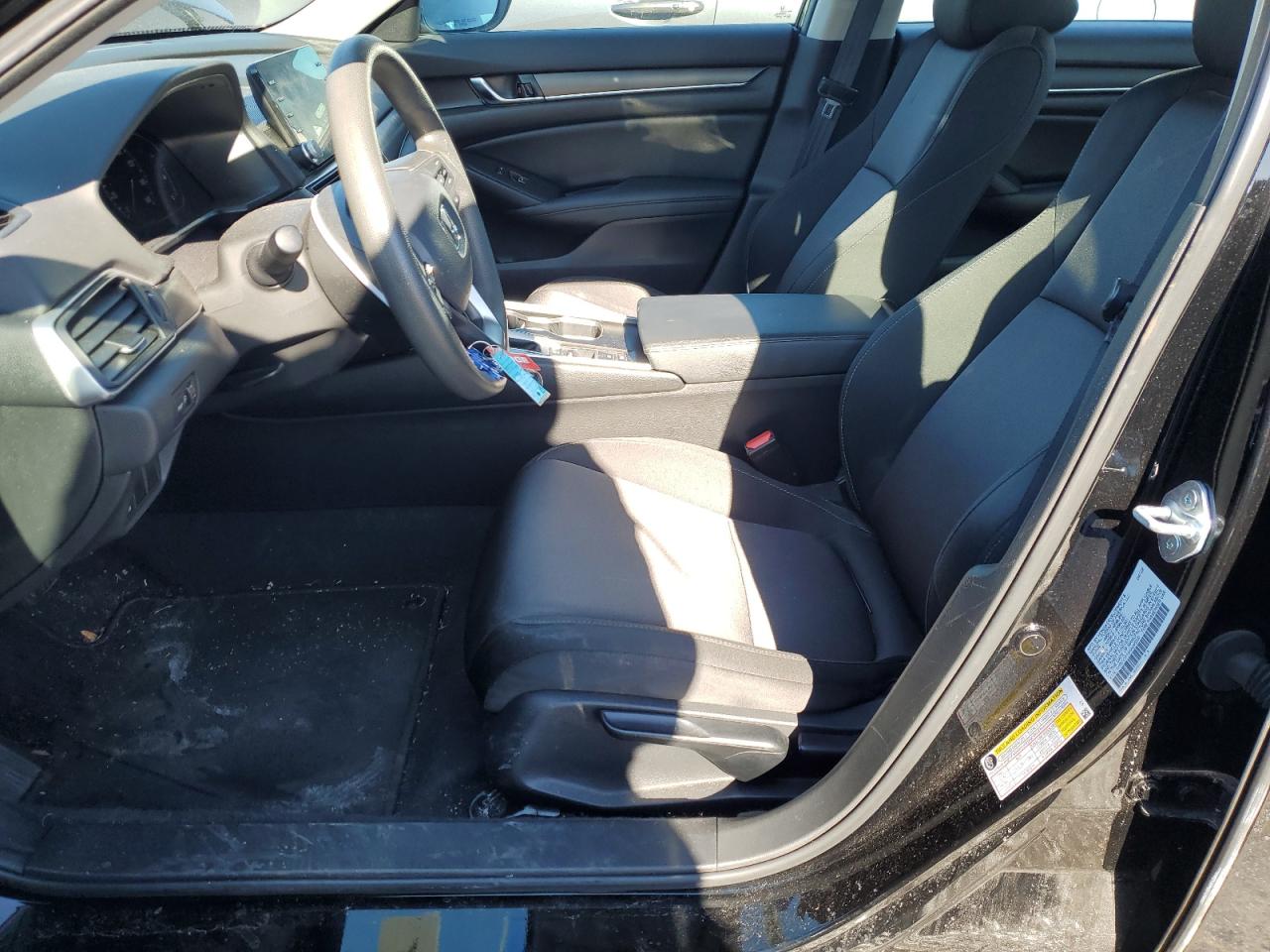2022 HONDA ACCORD LX VIN:1HGCV1F19NA045350
