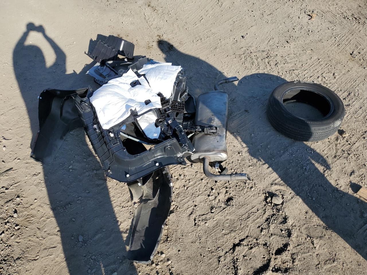 2022 TOYOTA RAV4 XLE PREMIUM VIN:JTMB6RFV2ND521901