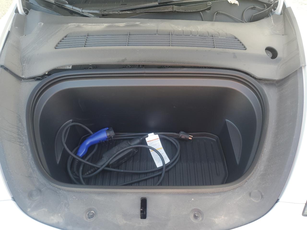 2024 TESLA MODEL Y VIN:7SAYGDED6RF110635