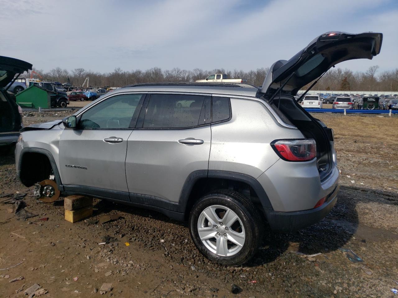 2022 JEEP COMPASS LATITUDE VIN:3C4NJDBB3NT121821