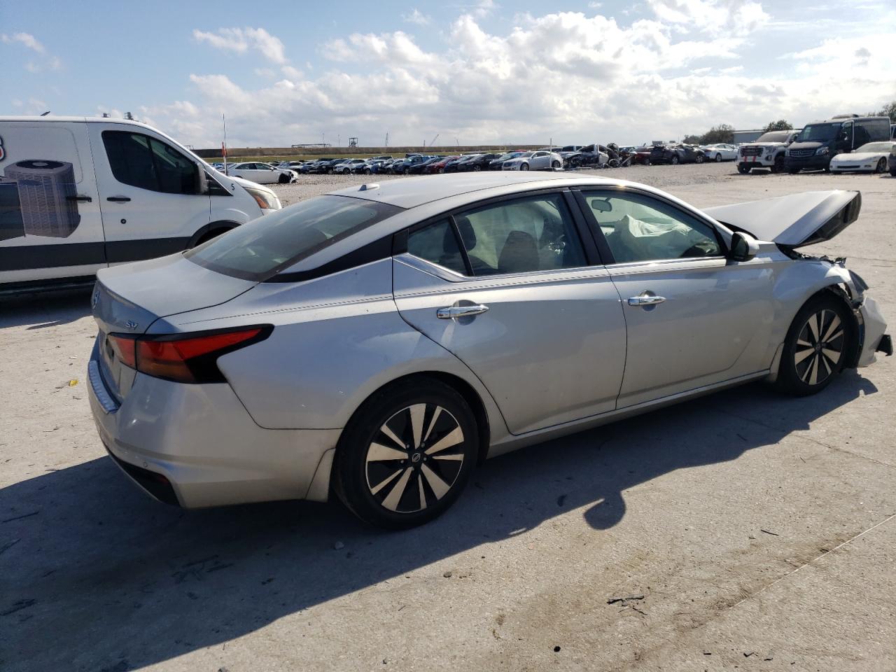 2022 NISSAN ALTIMA SV VIN:1N4BL4DV4NN416002