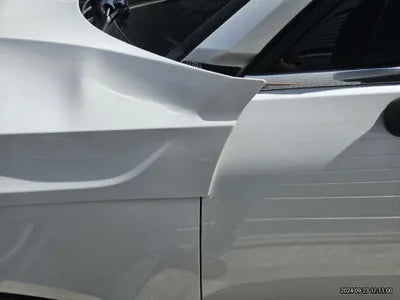 2021 Volvo XC40 VIN: