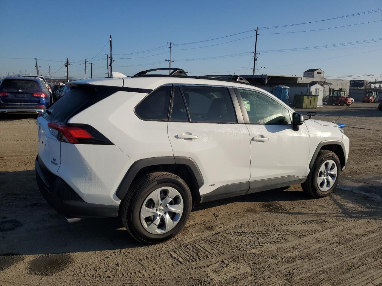 2022 TOYOTA RAV4 LE VIN:JTMLWRFV9ND146092