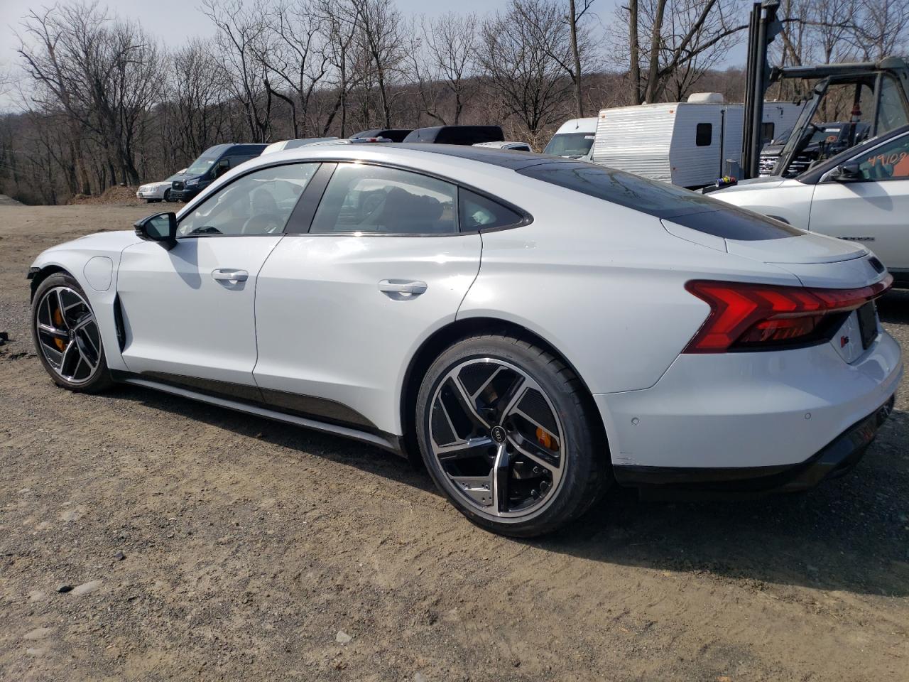 2024 AUDI RS E-TRON GT  VIN:WAUBHBFW7R7901666