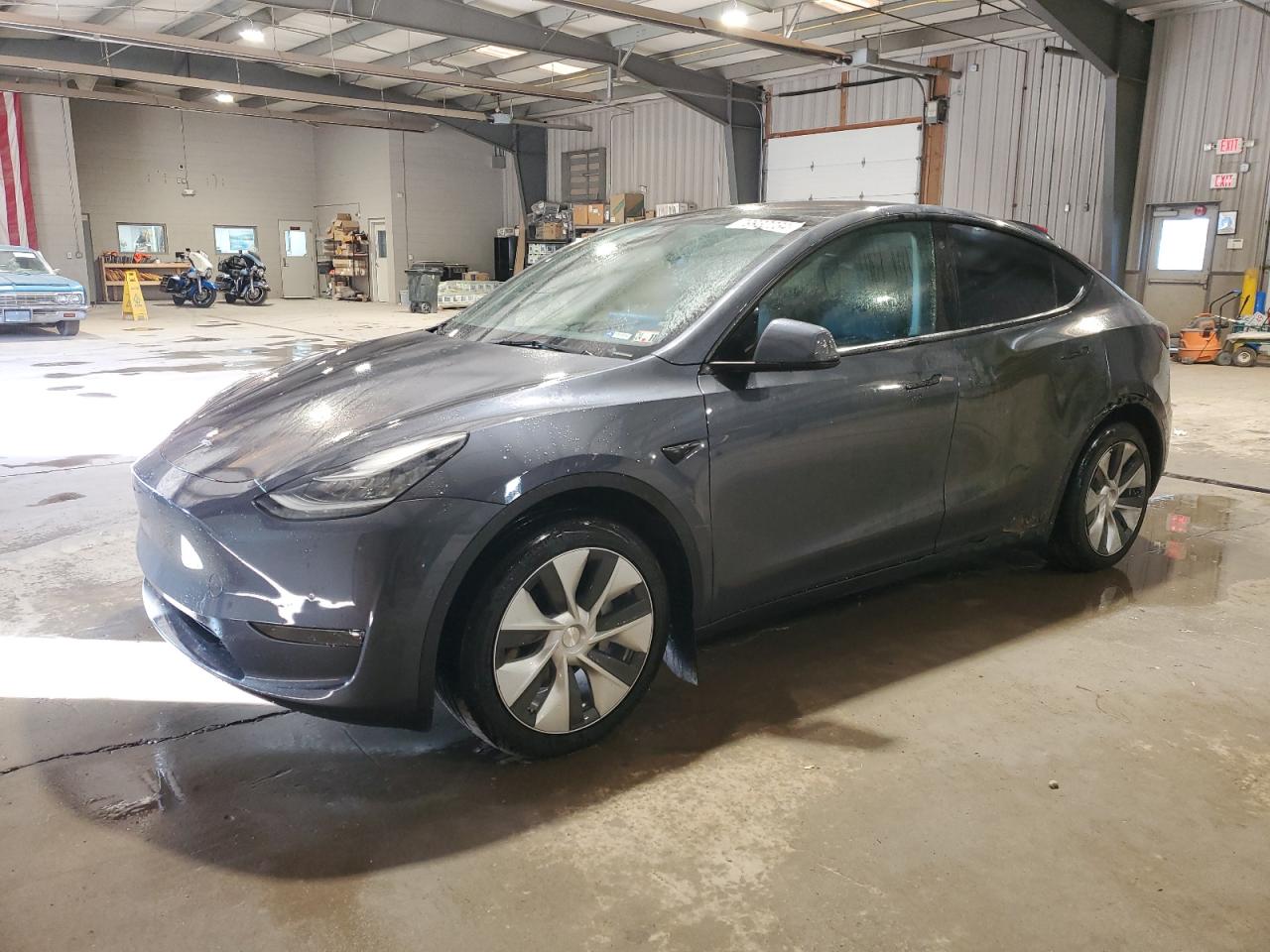 2022 TESLA MODEL Y  VIN:7SAYGAEE3NF489546