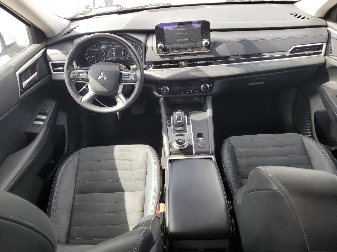 2023 MITSUBISHI OUTLANDER SE VIN:JA4J3UA88PZ030922