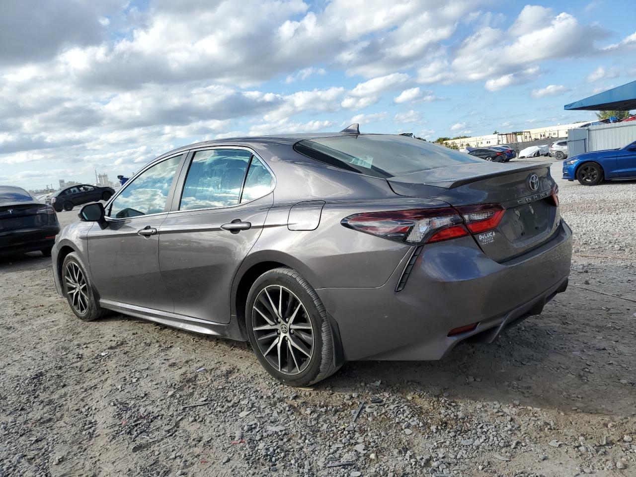 2024 TOYOTA CAMRY SE NIGHT SHADE VIN:4T1G11AK6RU896937