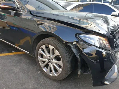 2019 Mercedes-Benz E 300 WDDZF4KB7KA677688 VIN:WDDZF4KB7KA677688