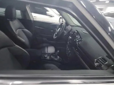2021 MINI Clubman VIN: