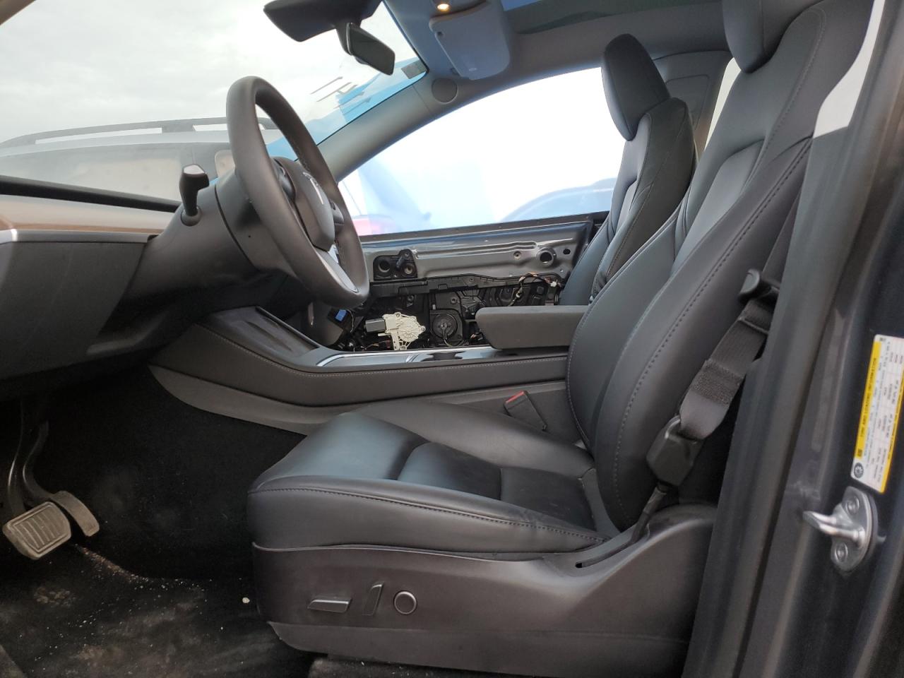2023 TESLA MODEL Y  VIN:7SAYGDEE7PF706519