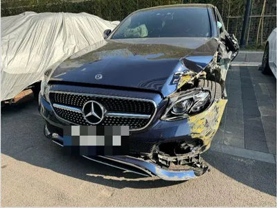 2018 Mercedes-Benz E 300 VIN: