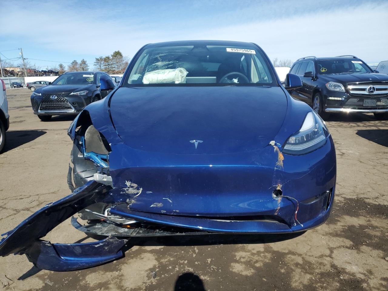 2023 TESLA MODEL Y  VIN:7SAYGDEE3PA121823