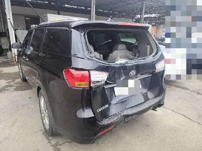 2015 Kia Carnival VIN: