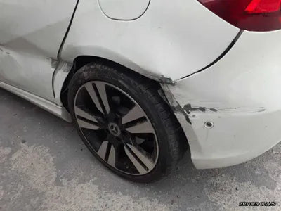 2018 Mercedes-Benz A 200 WDDBF4DBXJJ655410 VIN:WDDBF4DBXJJ655410