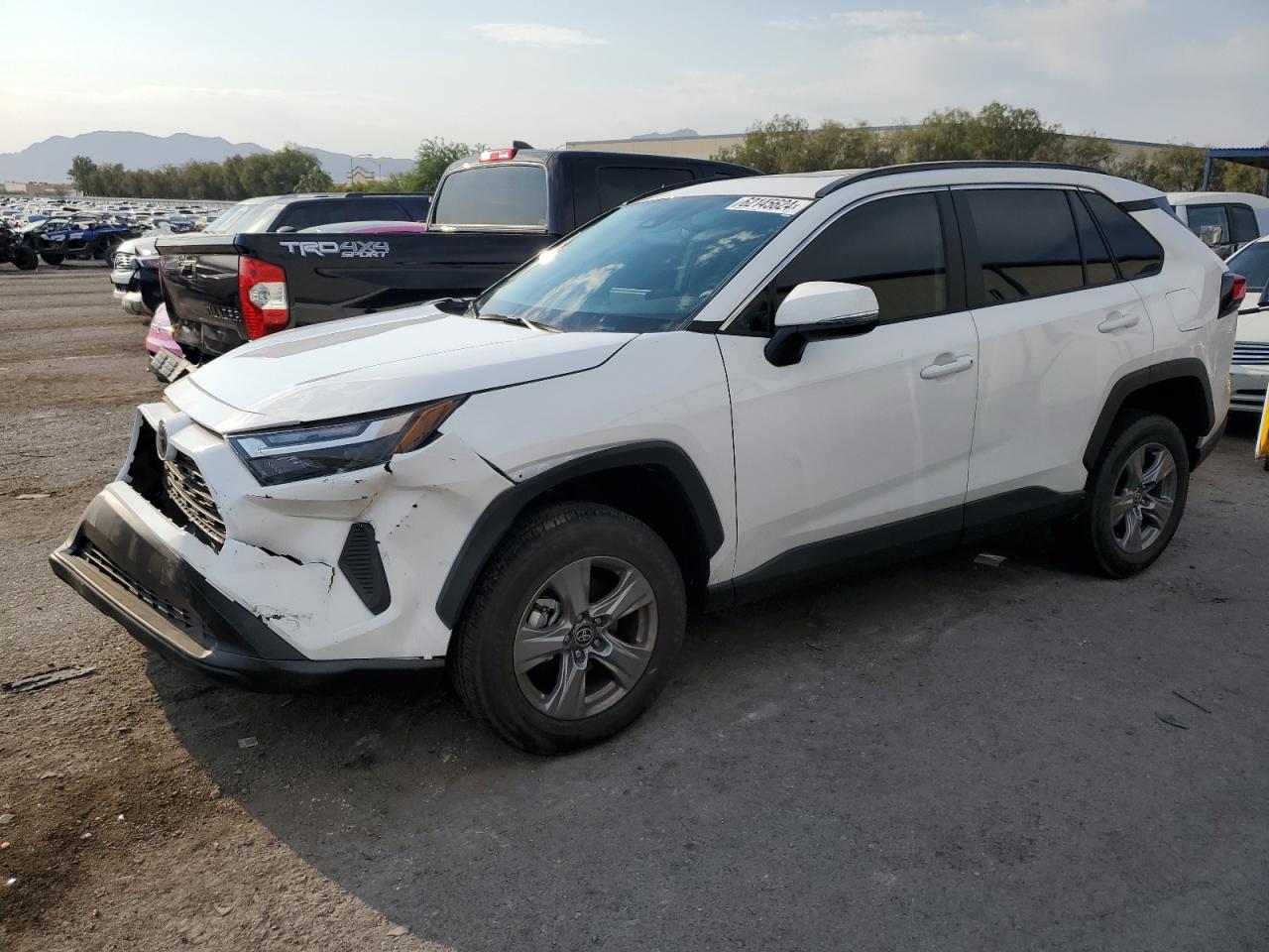 2024 TOYOTA RAV4 XLE VIN:2T3W1RFV9RC277125