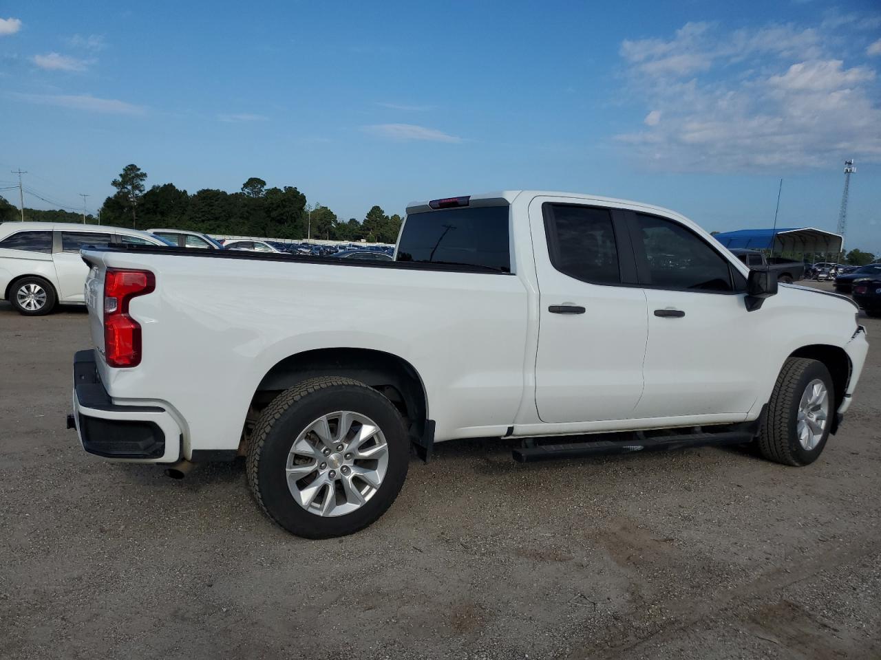 2022 CHEVROLET SILVERADO LTD C1500 CUSTOM VIN:1GCRWBEKXNZ208062