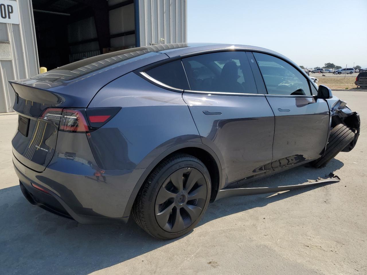 2022 TESLA MODEL Y  VIN:7SAYGDEE8NF348991