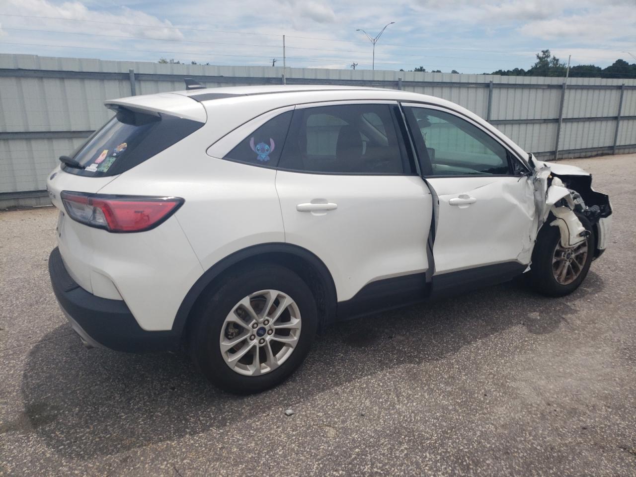 2022 FORD ESCAPE SE VIN:1FMCU0G66NUB13779