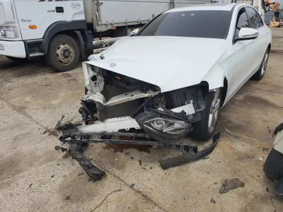 2016 Mercedes-Benz E 220 VIN: