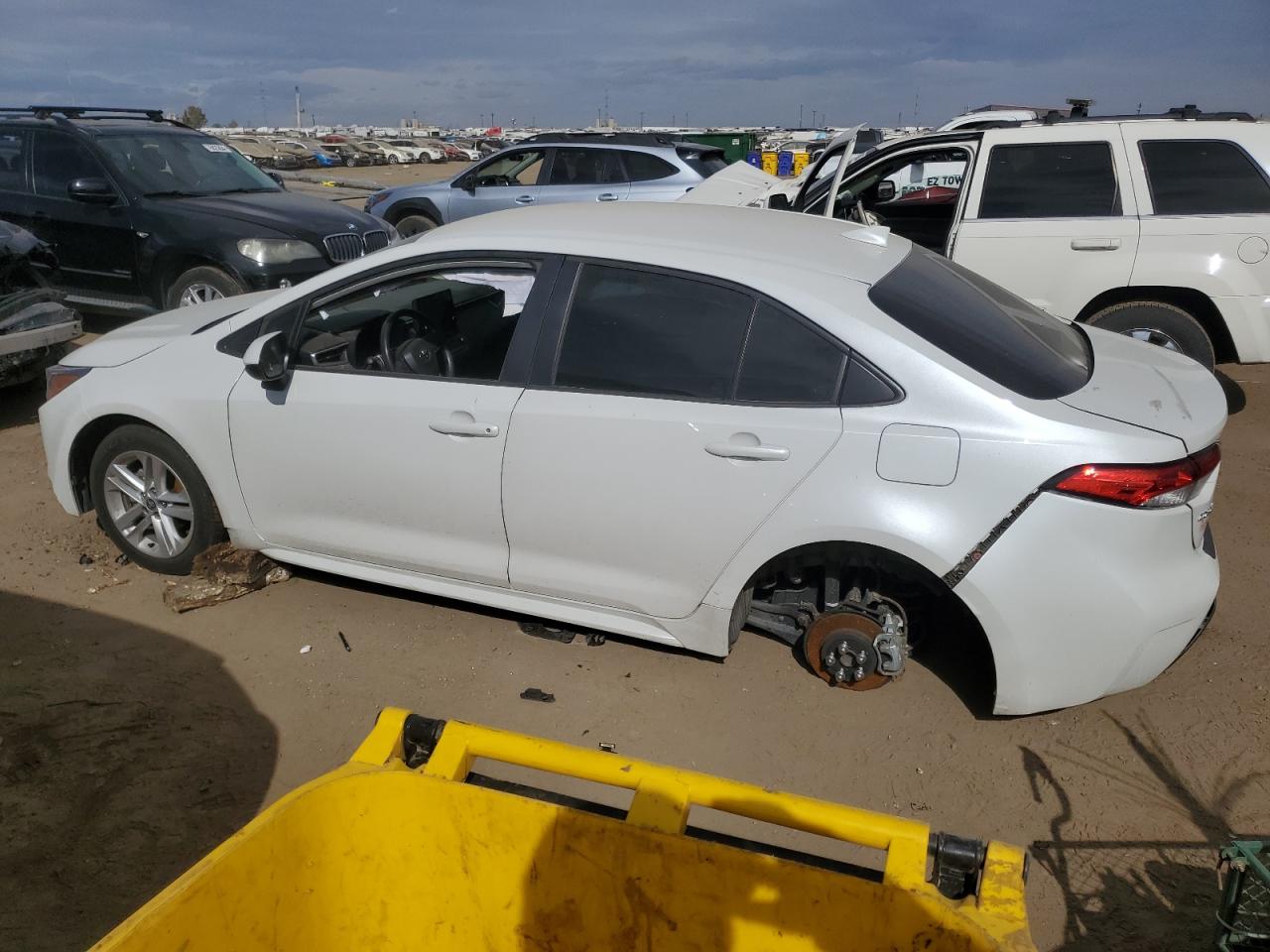 2022 TOYOTA COROLLA LE VIN:JTDEAMDE1NJ053985