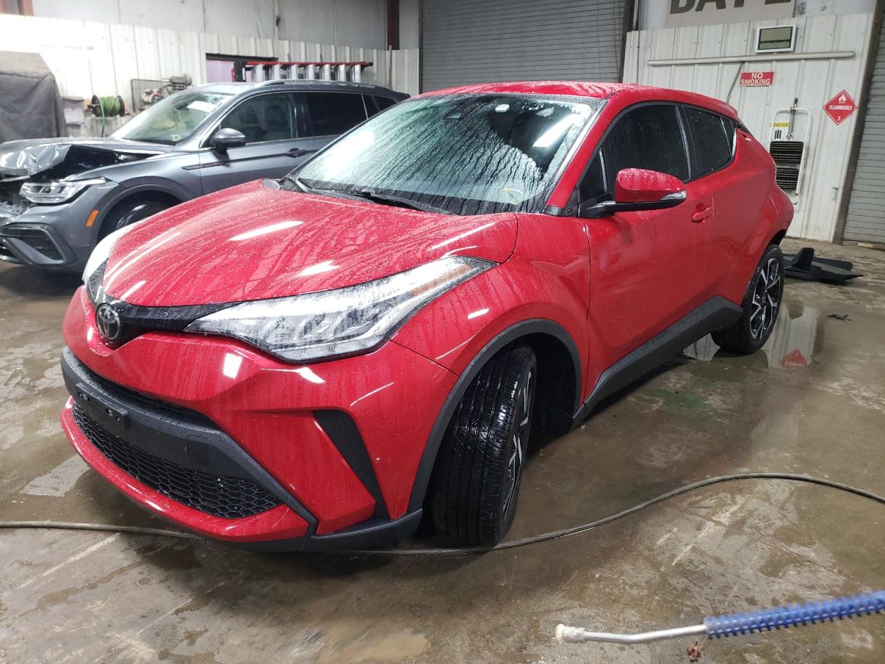 2022 TOYOTA C-HR XLE VIN:NMTKHMBX0NR144198