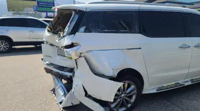 2017 Kia Carnival KNAMC81ABHS332658 VIN:KNAMC81ABHS332658