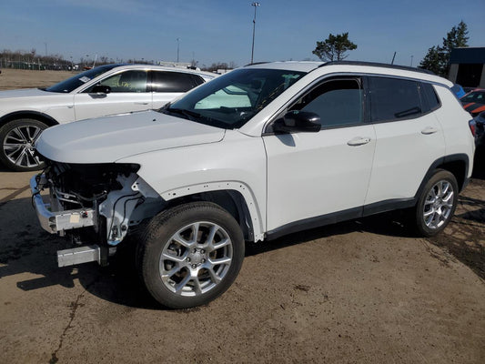 2024 JEEP COMPASS LATITUDE LUX VIN:3C4NJDFN7RT104207