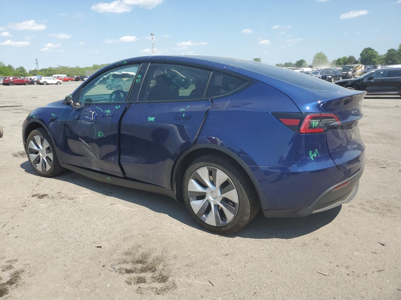 2023 TESLA MODEL Y  VIN:7SAYGDEE3PF663295