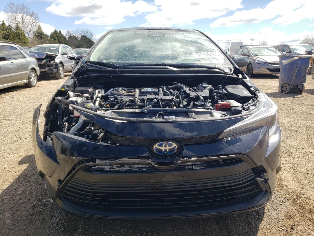 2024 TOYOTA COROLLA LE VIN:JTDBCMFE4R3047103