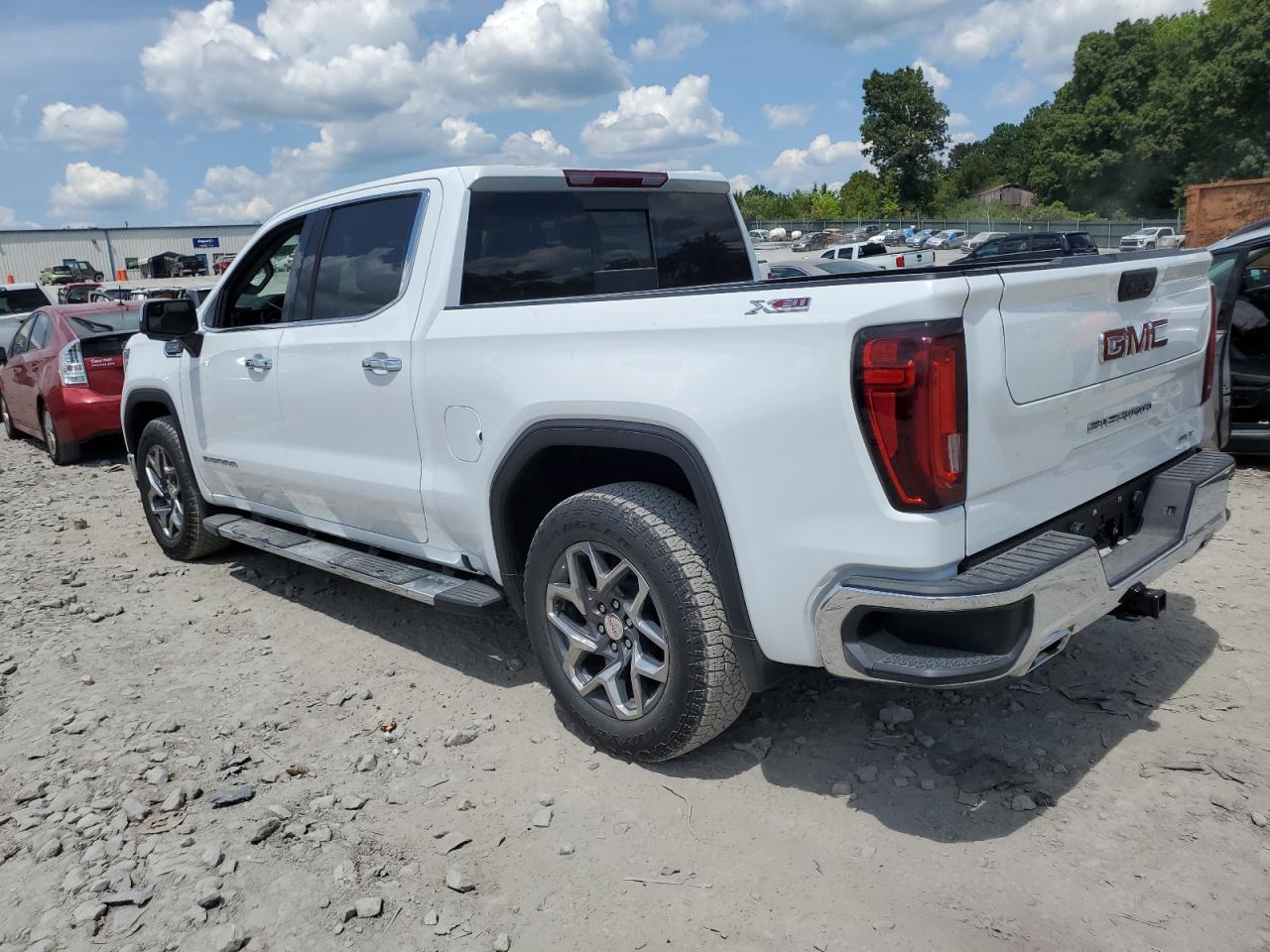 2022 GMC SIERRA K1500 SLT VIN:1GTUUDED0NZ632251