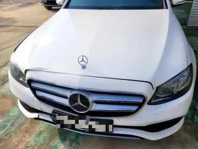 2016 Mercedes-Benz E 220 VIN: