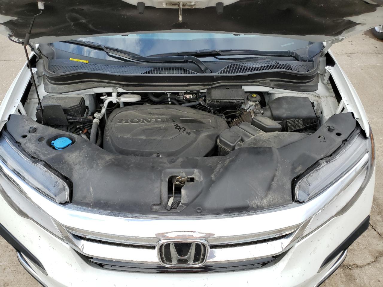 2022 HONDA PILOT TOURING VIN:5FNYF6H66NB068406