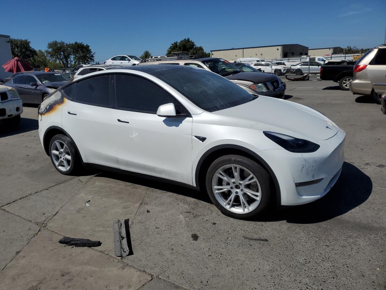 2023 TESLA MODEL Y  VIN:7SAYGAEE0PF640183