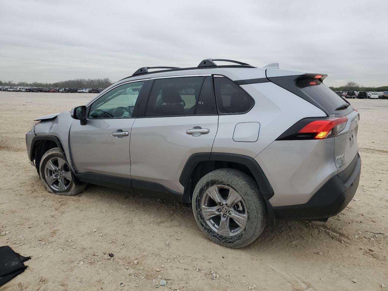 2023 TOYOTA RAV4 XLE VIN:2T3P1RFV0PC355809
