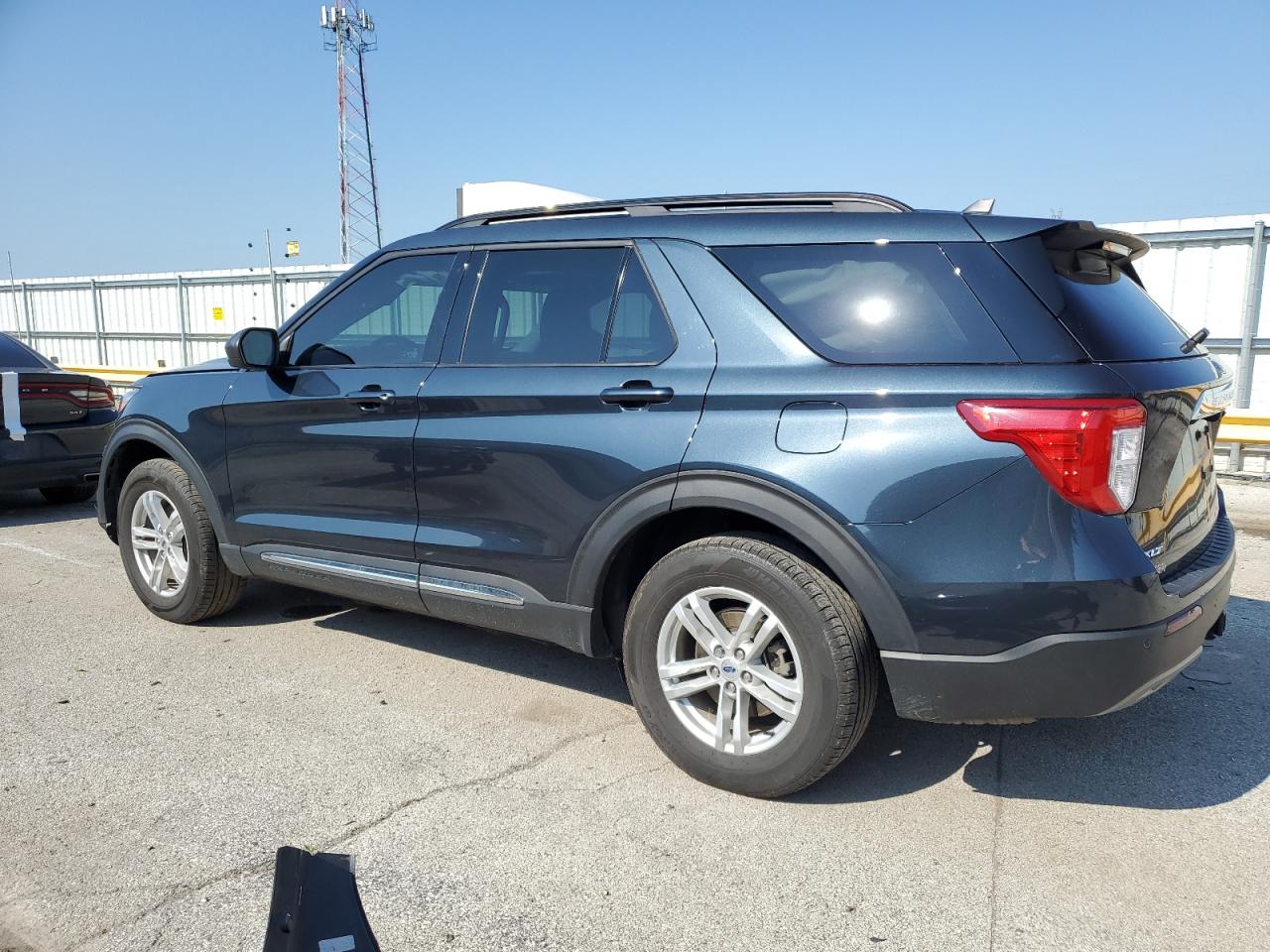 2022 FORD EXPLORER XLT VIN:1FMSK8DH9NGB83832