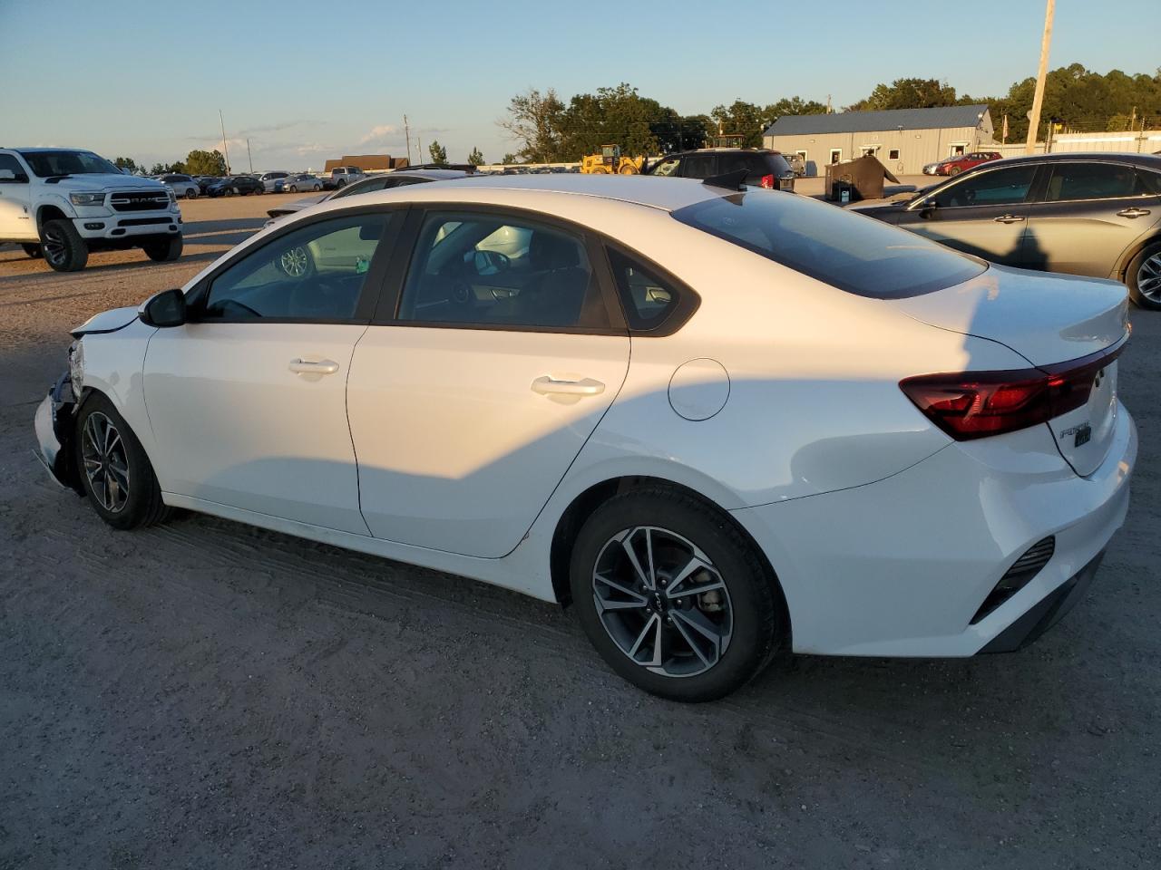 2023 KIA FORTE LX VIN:3KPF24AD6PE590123