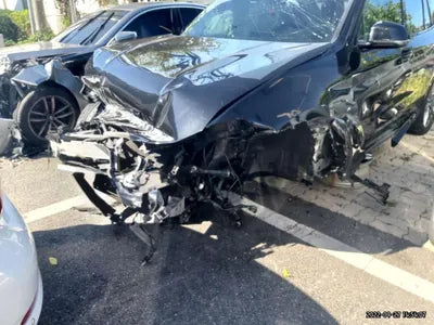 2019 BMW 320 WBAUZ3108KLT05204 VIN:WBAUZ3108KLT05204