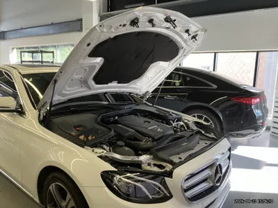 2019 Mercedes-Benz E 300 VIN: