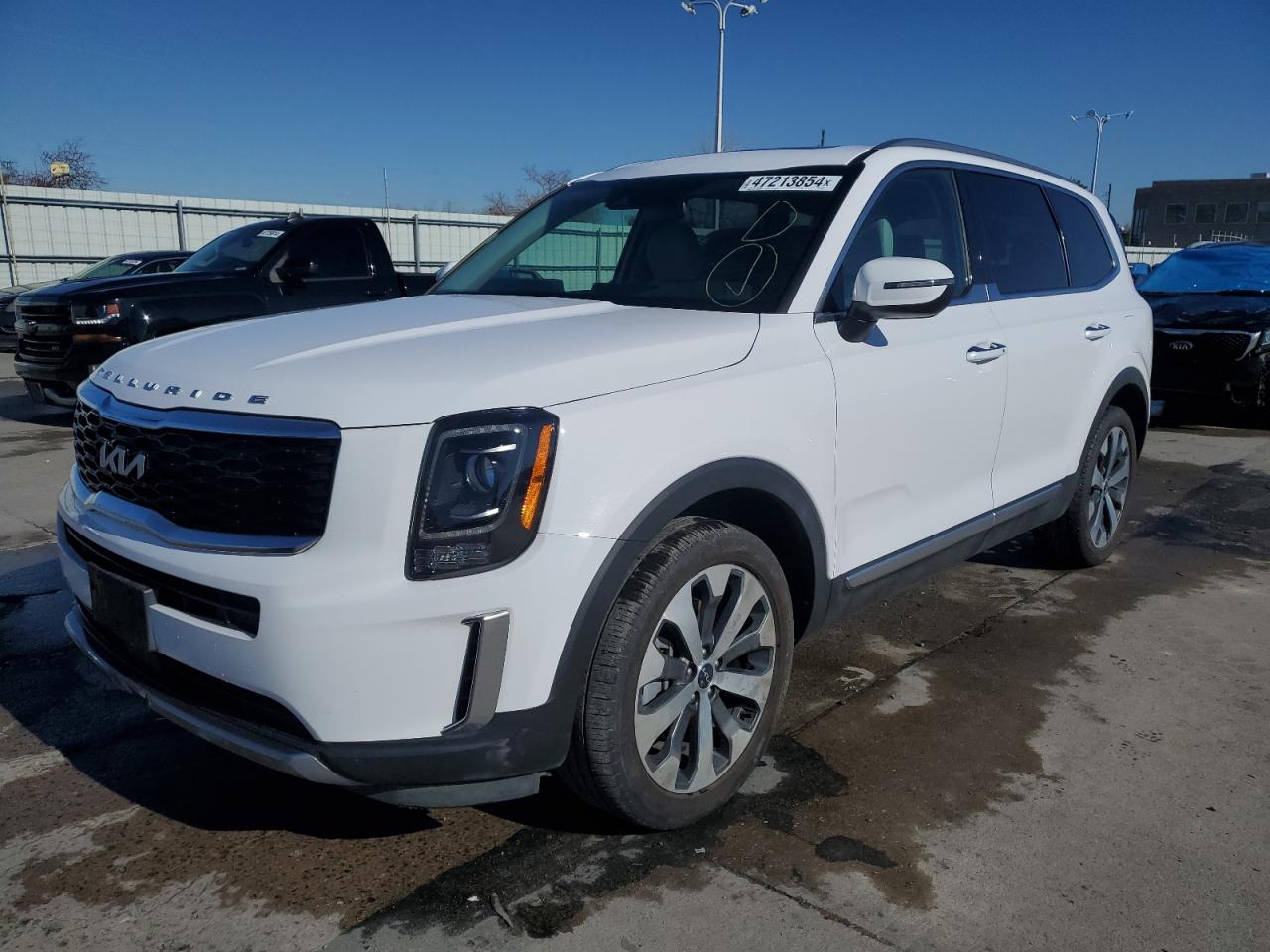 2022 KIA TELLURIDE S VIN:5XYP64HC2NG264423