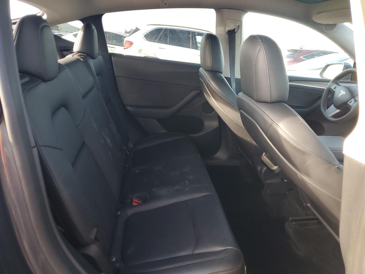 2022 TESLA MODEL Y  VIN:7SAYGDEE7NF548650