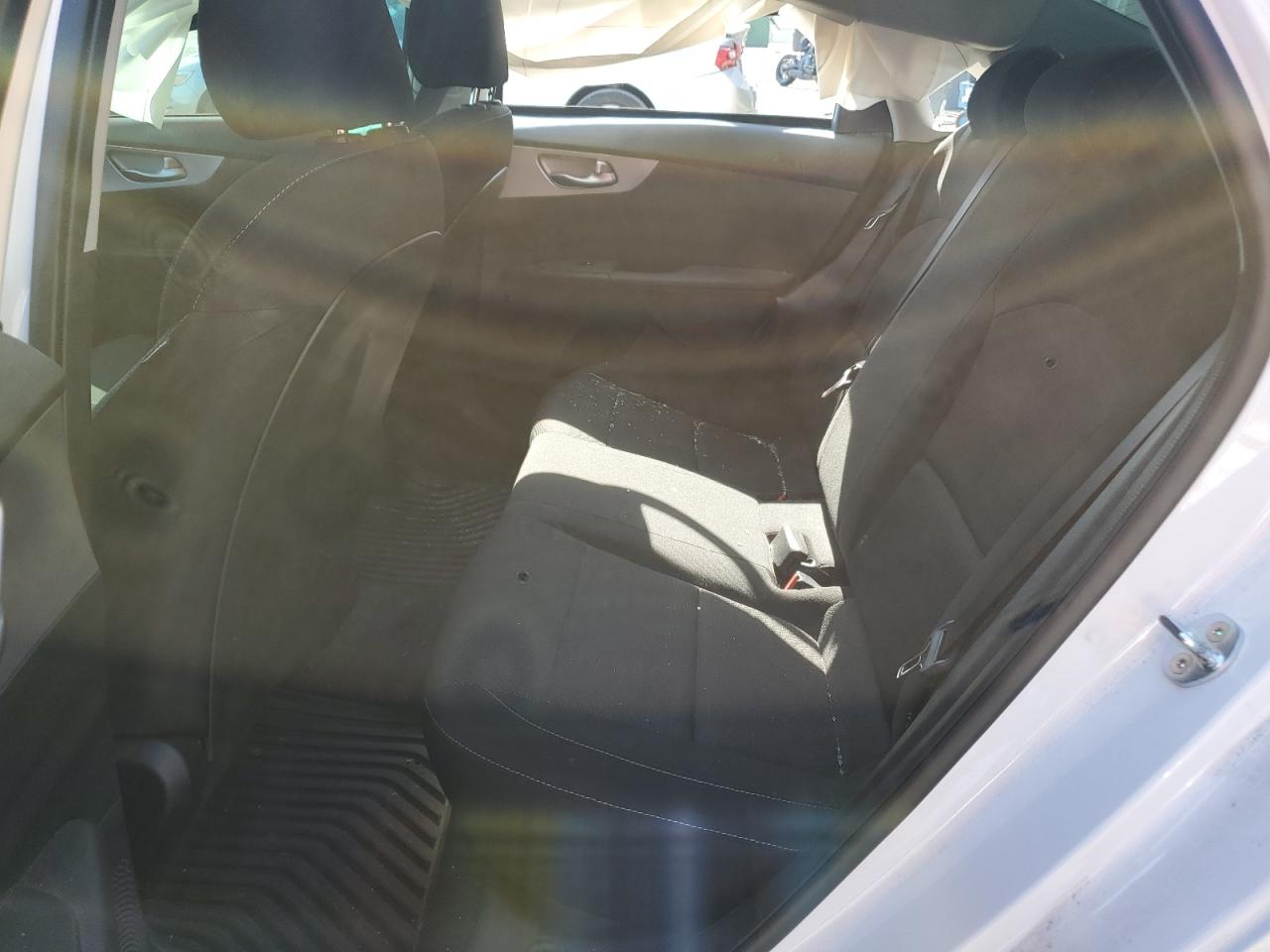 2022 KIA FORTE FE VIN:3KPF24AD2NE477783