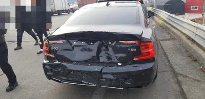 2019 Volvo S90 LVYPS102DKP066990 VIN:LVYPS102DKP066990